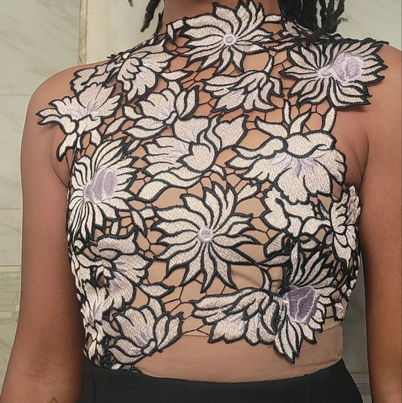 Self-Portrait Flower Lace Jumpsuit!💜🖤 - Picture 7 of 7